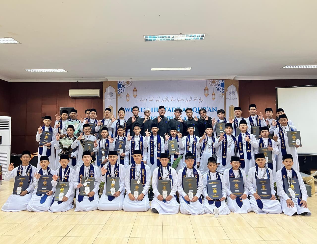 Bersama Para Kakak Pengasuh Putra dan Ustadz